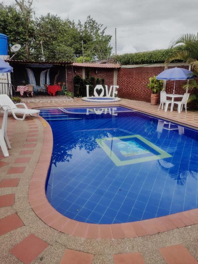 Finca Hotel La Melania Montenegro Bagian luar foto