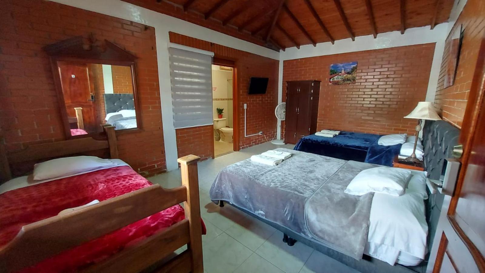 Finca Hotel La Melania Montenegro Bagian luar foto